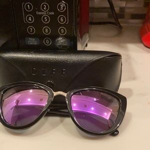 Diff eyewear with case